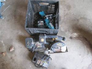 Panasonic EY3530 Metal Cutter 15.6V w EY-0230 Universal Charger & Ni-Cd Battery