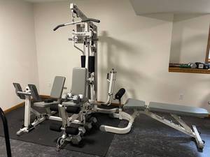 Hoist H310 Multi-Gym - 20-Plate Weight Stack, Lat Pulldown, Leg Extension