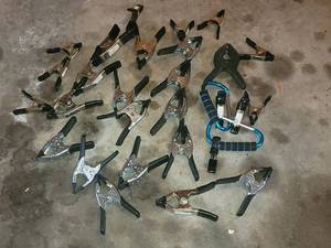 Bulk lot of assorted metal grip style Clamps - 15 Pieces, Mixed Sizes