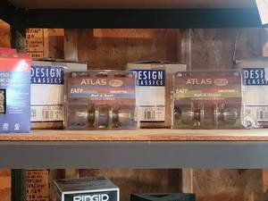 Atlas JJ GL1040C Bed & Bath Locking Interior Door Hardware - Hall & Closet Interior Non-Locking