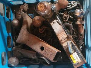 Tow Hitch Ball, Chains & Brackets Metal Hardware