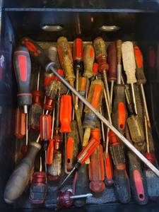 Craftsman Screwdriver Assortment - Mixed Flathead & Phillips - RedOrange Handles