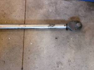 Long handle breaker wrench