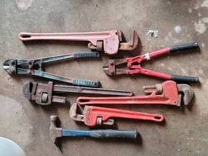 Assorted Hand Tools (Lot of 8) - Pipe Wrenches, Pliers & Hammer