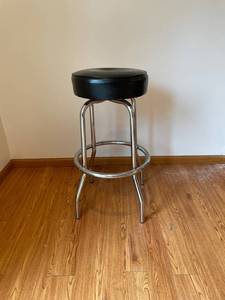 Bar Stool Chrome Frame - Black Vinyl Seat with Circular Foot Ring
