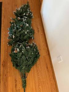 Snow-Dusted Pinecone Garland - Artificial Christmas Evergreen Decoration 6 Tall