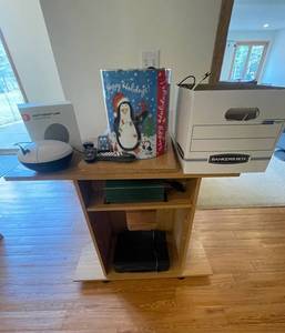 Assorted electronics and accessories