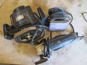 Skil router with a palm sander