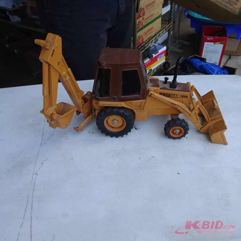 Case 580E Backhoe