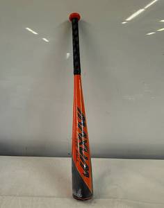 MM2. Easton Maxum Tee Ball Bat