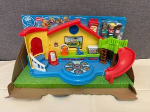 Fisher Price Little People Preschool
