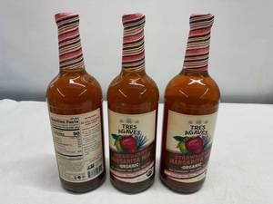 12x 33.8oz Tres Agave Organic  Strawberry Margarita Mix