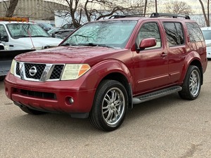 2006 NISSAN PATHFINDER SE 2 Owner  All Wheel Drive  No Accidents Reported (NO RESERVE)