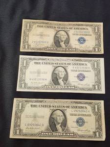 Lot of 3 Vintage US Silver Certificates