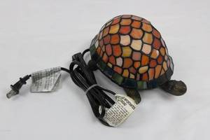 Turtle Mosaic Glass Lamp - Multicolor Stained Glass Table Light Aprox 8