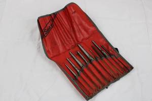 Snap-On 12-Piece Red Roll Screwdriver Bit Set - C-123