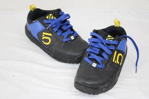 Five Ten Impact VXI Sneakers - BlackBlue, Stealth Rubber