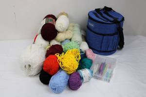 Piccasso Crochet Kit with Yarn & Colorful Hooks in Blue Carry Bag
