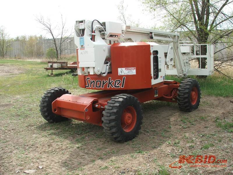 lot 1 image: Snorkel ATB-50 4x4 Rough Terrain Man Lift