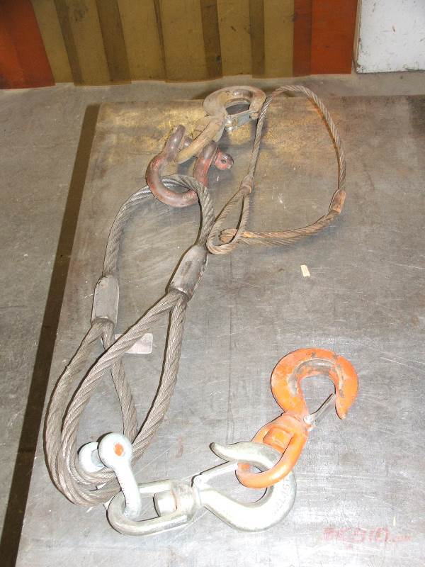 lot 17 image: Lifting Sling