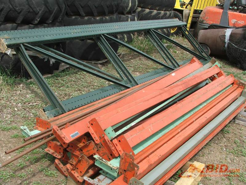 lot 34 image: Lot of Pallet Racking 3 uprights 42x15 34 8 beams
