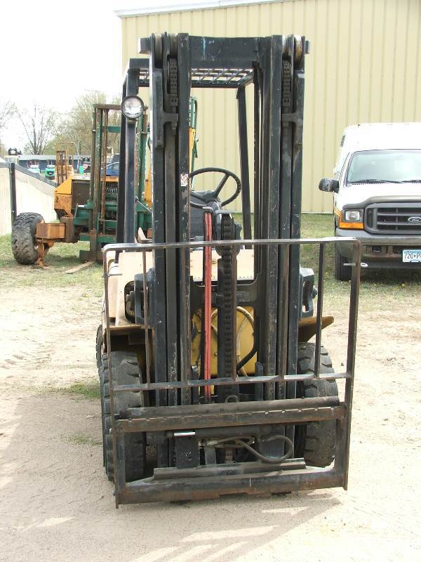 lot 37 image: Hyster H50XL 5000lb Forklift
