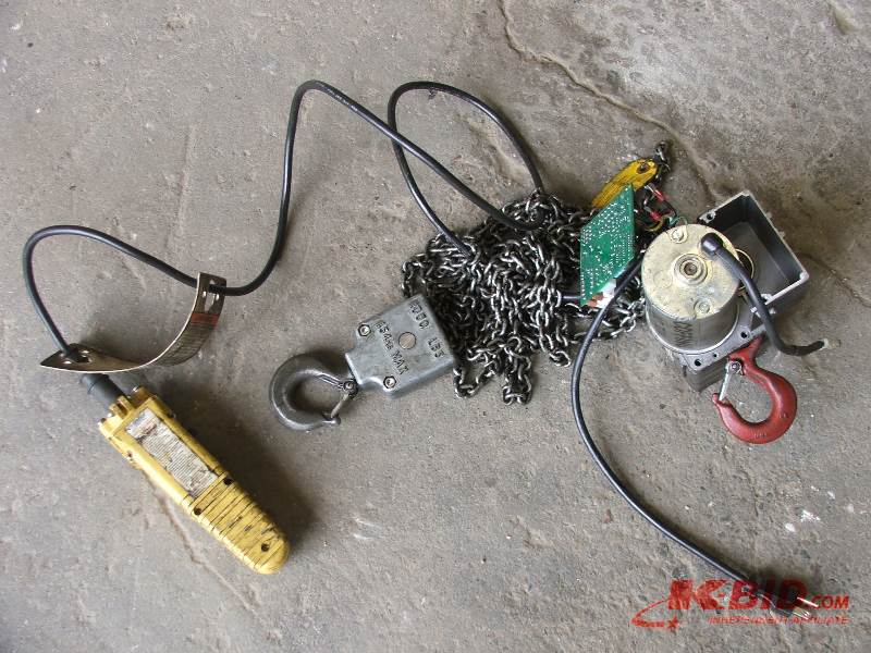 lot 58 image: chain hoist