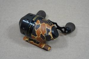 Profishiency Retro Spincast Clam Pack Reel