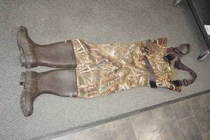 Ducks Unlimited Mad-Dog Insulated Chest Waders - Size 5