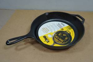 Lodge 12.25 Seasoned Cast Iron Fireside Skillet