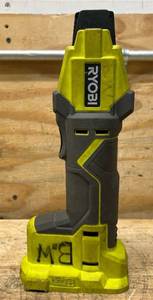 RYOBI ONE 18V Lithium-Ion Cordless PEX Tubing Clamp Tool P660 (Tool only) Msrp $139.99