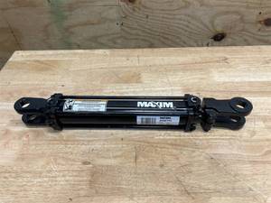 Maxim TC Tie-Rod Hydraulic Cylinder, Max. 2500 PSI, Bore Diameter 2 in., Stroke 10, Rod Diameter 1.125