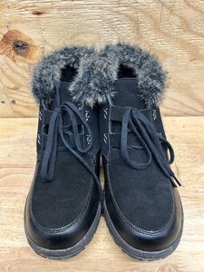 Minnetonka Womens Tinley boots Size 11