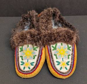 Beaded Floral Leather Moccasins - Vintage, Fur Trim, Beaded Embroidery