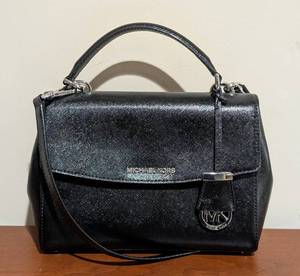 LL - Michael Kors Black Crosshatch Satchel
