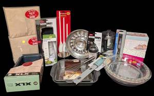 LL - OXO Good Grips & Pyrex Kitchen Gadgets Assortment