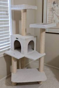 ML - Armarkat Cat Tree 58 Tall