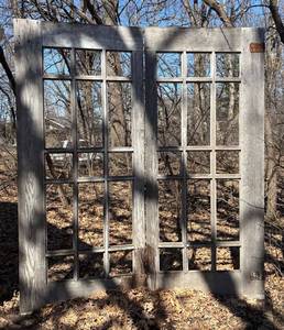 BY - Vintage Wooden Window Frame
