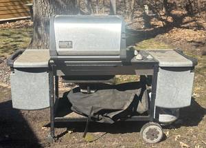 BY - Weber Genesis Gold Gas Grill with Side Shelves