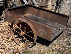 S - Vintage Metal Wagon