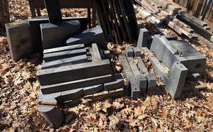 S - Granite Blocks - Grouping of Granite