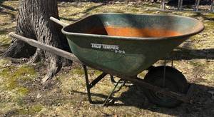 S - True Temper Wheelbarrow