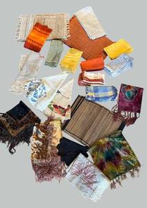 DR - Assorted Linens - Napkins, Runners, Placemats and More