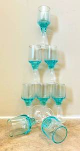 UL - Vintage Sasaki Aqua Harmony Hand-Blown Cordial Glasses