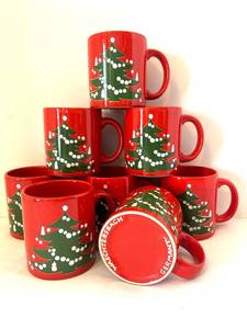 DR - Waechtersbach RedmChristmas Tree Mugs