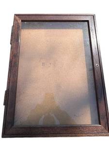 G - Display Cabinet 24 x 18 in. Dark Walnut Wood Frame & Glass Front