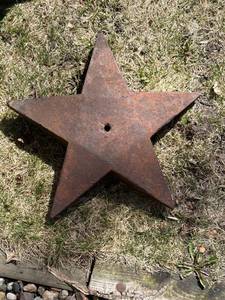 O - Vintage 5-Point Star Windmill Weight - Rusted Iron Yard Decor