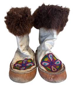 DR - Vintage Handmade Indigenous Mukluks