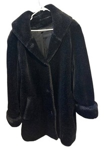 LS - Gallery Black Faux-Fur Coat - Size Large