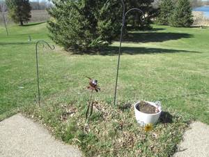 Metal and glass solar powered outdo...